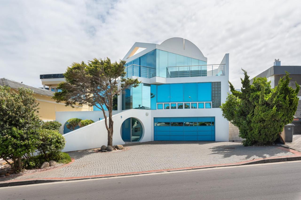 Holiday home 5 Pikkewyn Road Cape Town